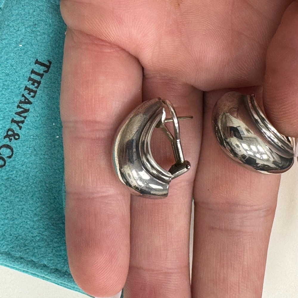 Tiffany & Co Shell Dome Vendome Earrings Paloma Picasso in Sterling Silver